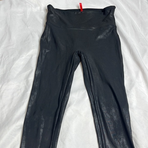SPANX Faux Leather Leggings - Picture 4 of 8